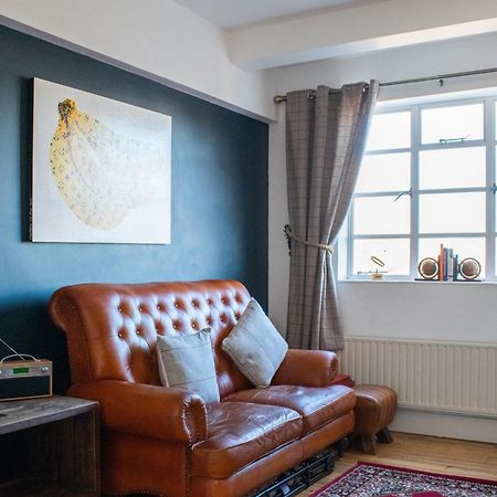 Beautifully Decorated Contemporary 2 Bedroom Flat 伦敦 外观 照片