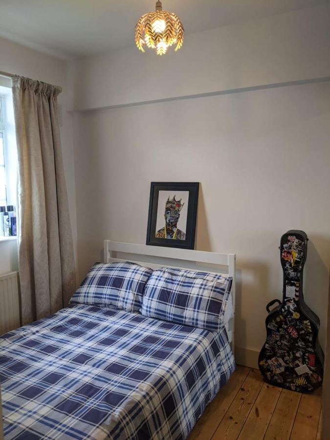 Beautifully Decorated Contemporary 2 Bedroom Flat 伦敦 外观 照片